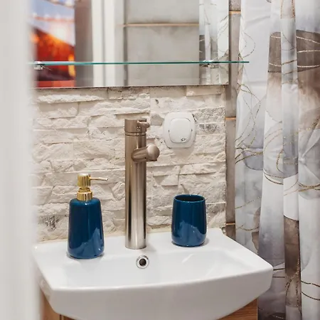 Old Town - Private & Ensuite - B Apartament